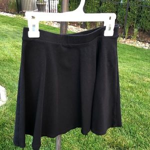 Black skater skirt